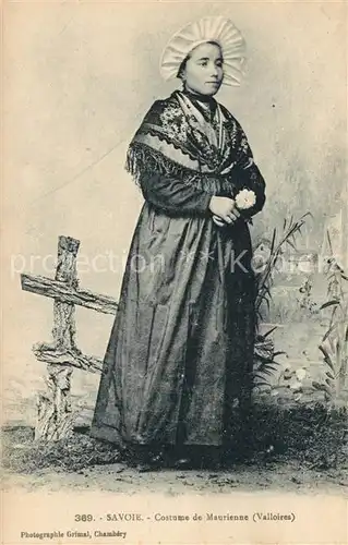 AK / Ansichtskarte Trachten_Frankreich Costume de Maurienne Valloires 