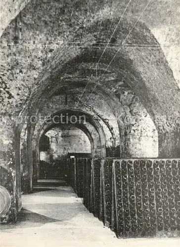 Epernay_Marne Moet et Chandon Bouteilles sur Pupitres Epernay Marne