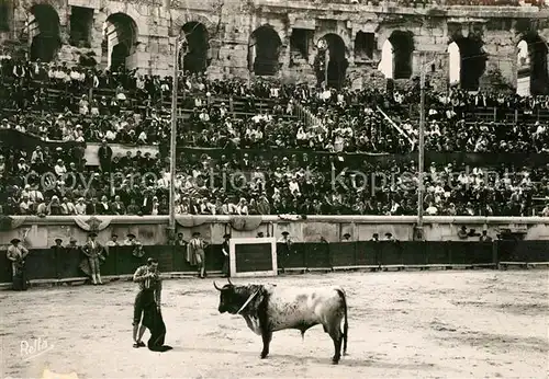 AK / Ansichtskarte Stierkampf Course de Taureaux Mise a Mort  