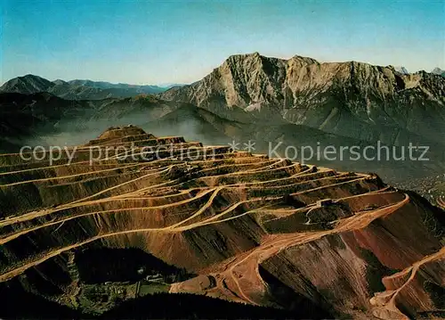 AK / Ansichtskarte Tagebau_Daylight_Mining Steirischer Erzberg Eisenerz Kaiserschild 