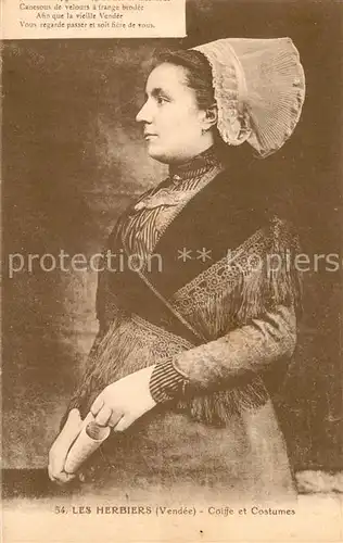 AK / Ansichtskarte Les_Herbiers Coiffe et Costumes Les_Herbiers