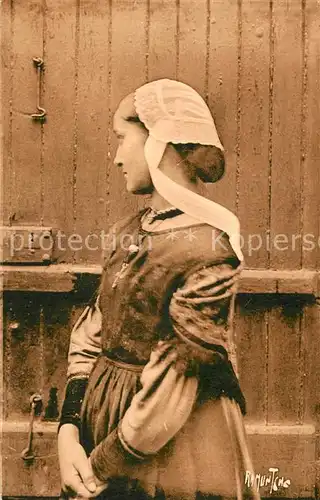 AK / Ansichtskarte Saint_Jean_de_Monts Costumes et Coiffes du Marais et de la Cote de Vendee Saint_Jean_de_Monts