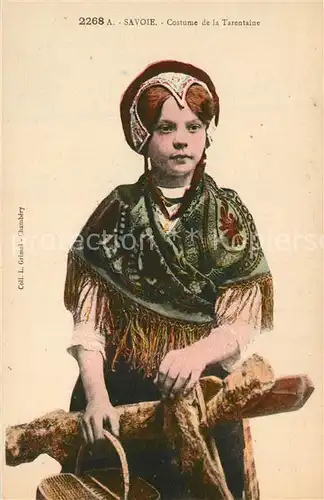 AK / Ansichtskarte Trachten_Frankreich Costume de la Tarentaine Savoie 