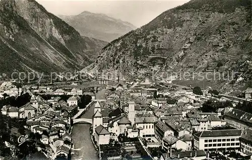 AK / Ansichtskarte Moutiers_d_Albertville Vue generale Alpes Francaises Moutiers_d_Albertville