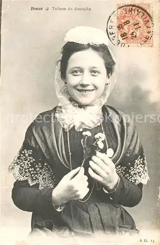 AK / Ansichtskarte Dinan Toilette du dimanche Dinan