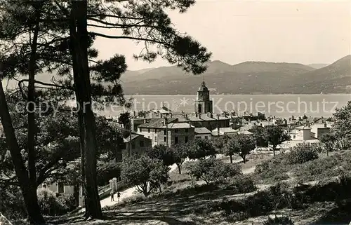 AK / Ansichtskarte Saint_Tropez_Var Vue sur la ville et le golfe Saint_Tropez_Var
