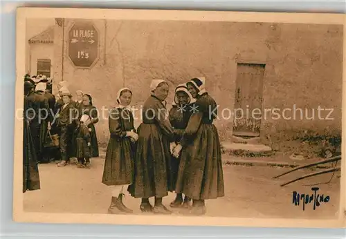 AK / Ansichtskarte Saint_Jean_de_Monts Etude a la Sortie de la Messe Saint_Jean_de_Monts