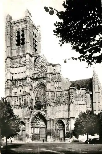 AK / Ansichtskarte Auxerre Cathedrale Saint Etienne Auxerre