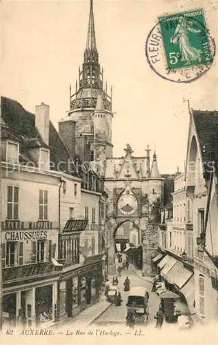 AK / Ansichtskarte Auxerre Rue de l Horloge Auxerre