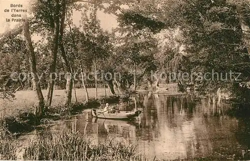 AK / Ansichtskarte Yerres Bords de l Yerres dans la Prairie Yerres