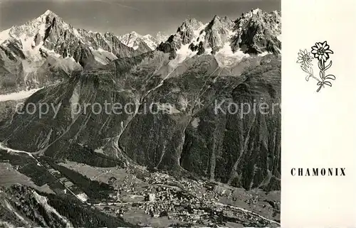 AK / Ansichtskarte Chamonix Vallee de Chamonix et la chaine des Aiguilles Alpes Francaises Chamonix
