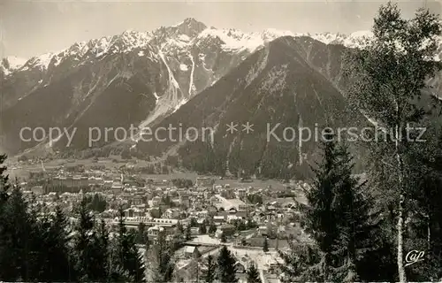AK / Ansichtskarte Chamonix Vue geneale et le Brevent Alpes Francaises Chamonix