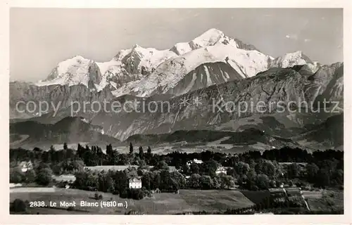 AK / Ansichtskarte Chamonix Panorama et le Mont Blanc Alpes Francaises Chamonix