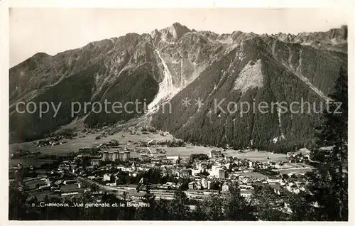 AK / Ansichtskarte Chamonix Vue generale et le Brevent Alpes Francaises Chamonix