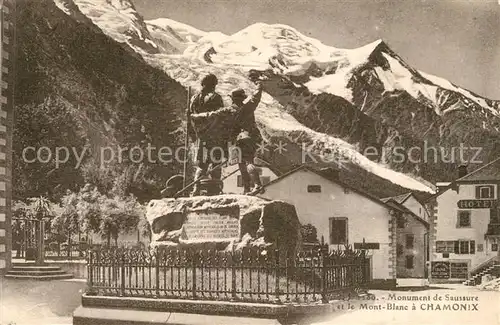 AK / Ansichtskarte Chamonix Monument de Saussure et Massif du Mont Blanc Alpes Francaises Chamonix