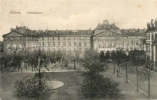 AK / Ansichtskarte Zabern_Saverne Schlossplatz Zabern Saverne