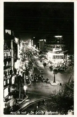 AK / Ansichtskarte Paris Grands Boulevards Nachtaufnahme Paris