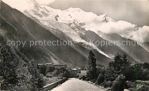 AK / Ansichtskarte Chamonix Panorama Mont Blanc Alpes Francaises Chamonix