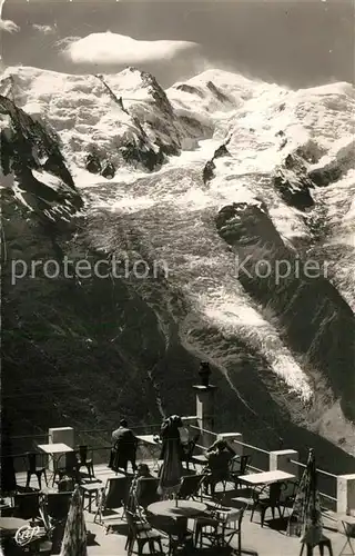 AK / Ansichtskarte Chamonix Terrasse du Plan Praz et les Bossons Alpes Francaises Chamonix