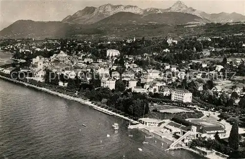 AK / Ansichtskarte Evian les Bains_Haute_Savoie La Leman Plage et Dent d Oche Alpes Savoies vue aerienne Evian les Bains_Haute