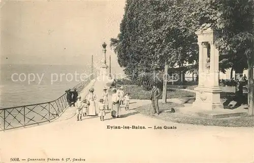 AK / Ansichtskarte Evian les Bains_Haute_Savoie Les Quais Lac Leman Monument Evian les Bains_Haute