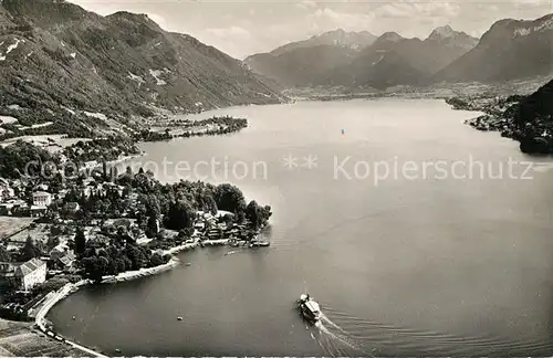 AK / Ansichtskarte Talloires Massif des Bauges Petit Lac vue aerienne Talloires