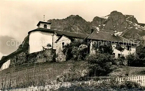 AK / Ansichtskarte Montmin Eglise La Tournette Mamelon vert Alpes Montmin