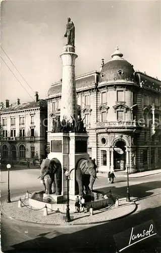 AK / Ansichtskarte Chambery_Savoie La Fontaine des Elephants et Statue du General de Boigne Chambery Savoie