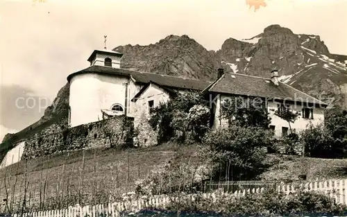 AK / Ansichtskarte Montmin Eglise et la Tournette Mamelon vert Alpes Montmin