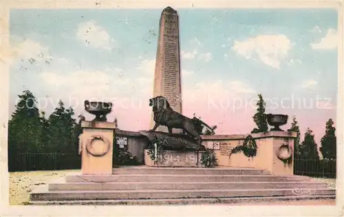 AK / Ansichtskarte Rocroi Le Monument aux Morts 1914 bis 18 Rocroi