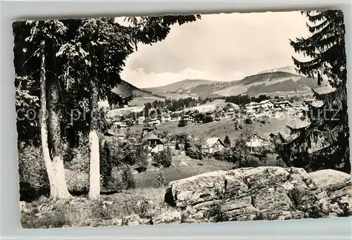 AK / Ansichtskarte Megeve Panorama Quartier de Rochebrune et le Mont Blanc Alpes Francaises Megeve