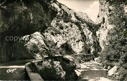 AK / Ansichtskarte Quillan Les Gorges de lAude Le Defile de Pierre Lys Quillan