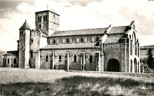 AK / Ansichtskarte Chatel Montagne Eglise Romane Kirche Chatel Montagne