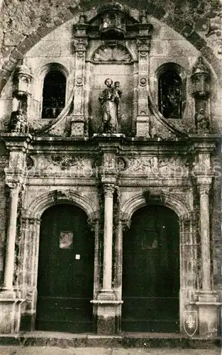AK / Ansichtskarte Ainay le Chateau Detail du Porche de l Eglise Ainay le Chateau