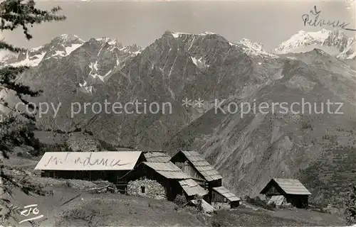 AK / Ansichtskarte Puy Saint Vincent Chalets du Prey d Aval Puy Saint Vincent