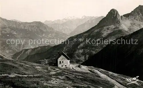 AK / Ansichtskarte Hautes Alpes Col dAllos La Route et le Refuge du Col d Allos Hautes Alpes