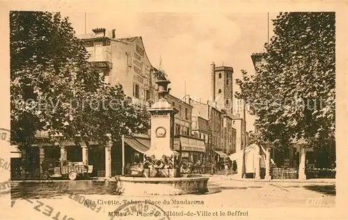 AK / Ansichtskarte Millau_Aveyron Place de lHotel de Ville et le Beffroi Millau_Aveyron