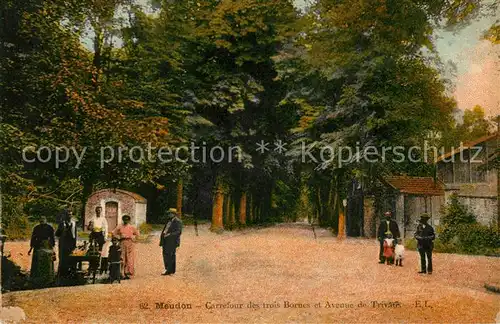 AK / Ansichtskarte Meudon Carrefour des trois Bornes et Avenue de Trivaux Meudon