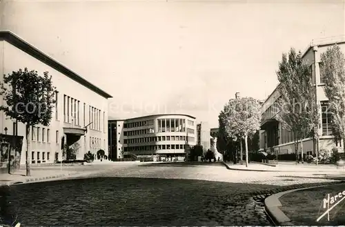 AK / Ansichtskarte Boulogne Billancourt Place avec la Mairie et la Poste Boulogne Billancourt