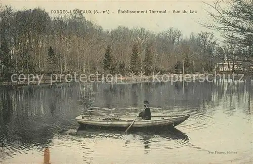 AK / Ansichtskarte Forges les Eaux Etablissement Thermal vue du lac Forges les Eaux