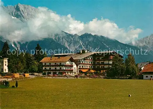 AK / Ansichtskarte Obsteig_Tirol Hotel Tyrol mit Mieminger Kette Obsteig_Tirol