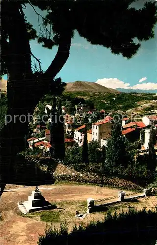 AK / Ansichtskarte Cagnes sur Mer Une place du village au fond la montagne Cagnes sur Mer