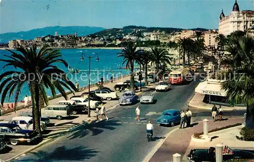 AK / Ansichtskarte Cannes_Alpes Maritimes Promenade de la Croisette Hotels le Martinez le Carlton au fond le Square Cote d Azur Cannes Alpes Maritimes