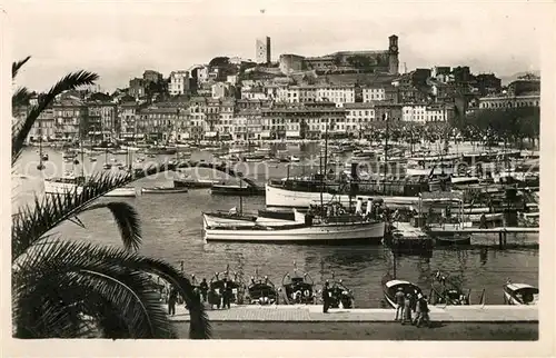 AK / Ansichtskarte Cannes_Alpes Maritimes Le Port et Mont Chevalier Cote d Azur Cannes Alpes Maritimes