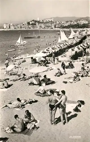 AK / Ansichtskarte Cannes_Alpes Maritimes Plage vue sur le Suquet Cote d Azur Cannes Alpes Maritimes