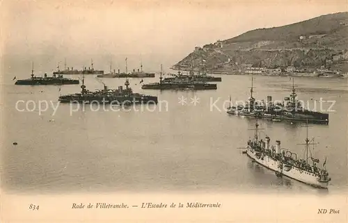 AK / Ansichtskarte Villefranche sur Mer La Rade Escadre de la Mediterranee Bateaux Cote d Azur Villefranche sur Mer