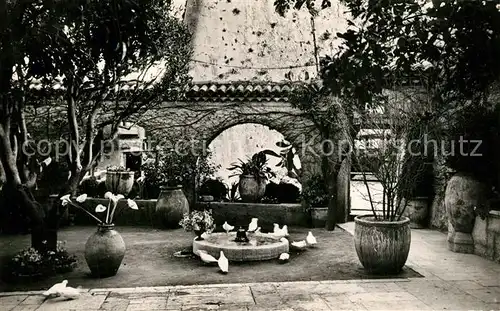 AK / Ansichtskarte Saint Paul de Vence La Colombe d Or Saint Paul de Vence