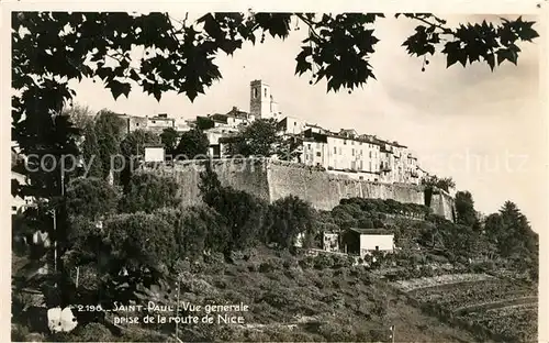 AK / Ansichtskarte Saint Paul de Vence Vue generale prise de la Route de Nice Saint Paul de Vence