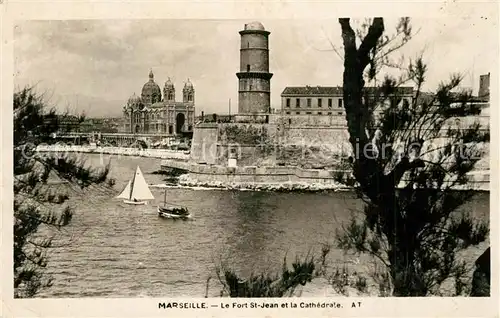 AK / Ansichtskarte Marseille_Bouches du Rhone Le Fort St Jean et la Cathedrale Marseille