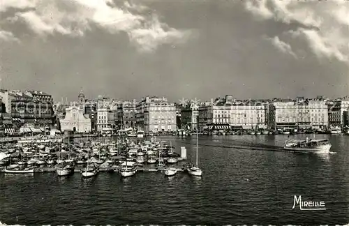 AK / Ansichtskarte Marseille_Bouches du Rhone Le Vieux Port et lEntree de la Canebiere Marseille